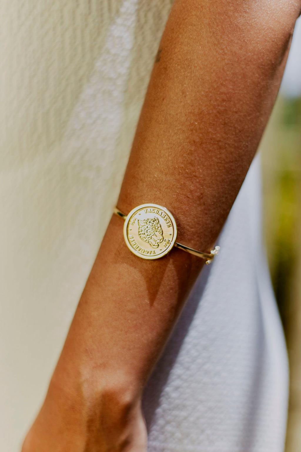 Moneda Bangle