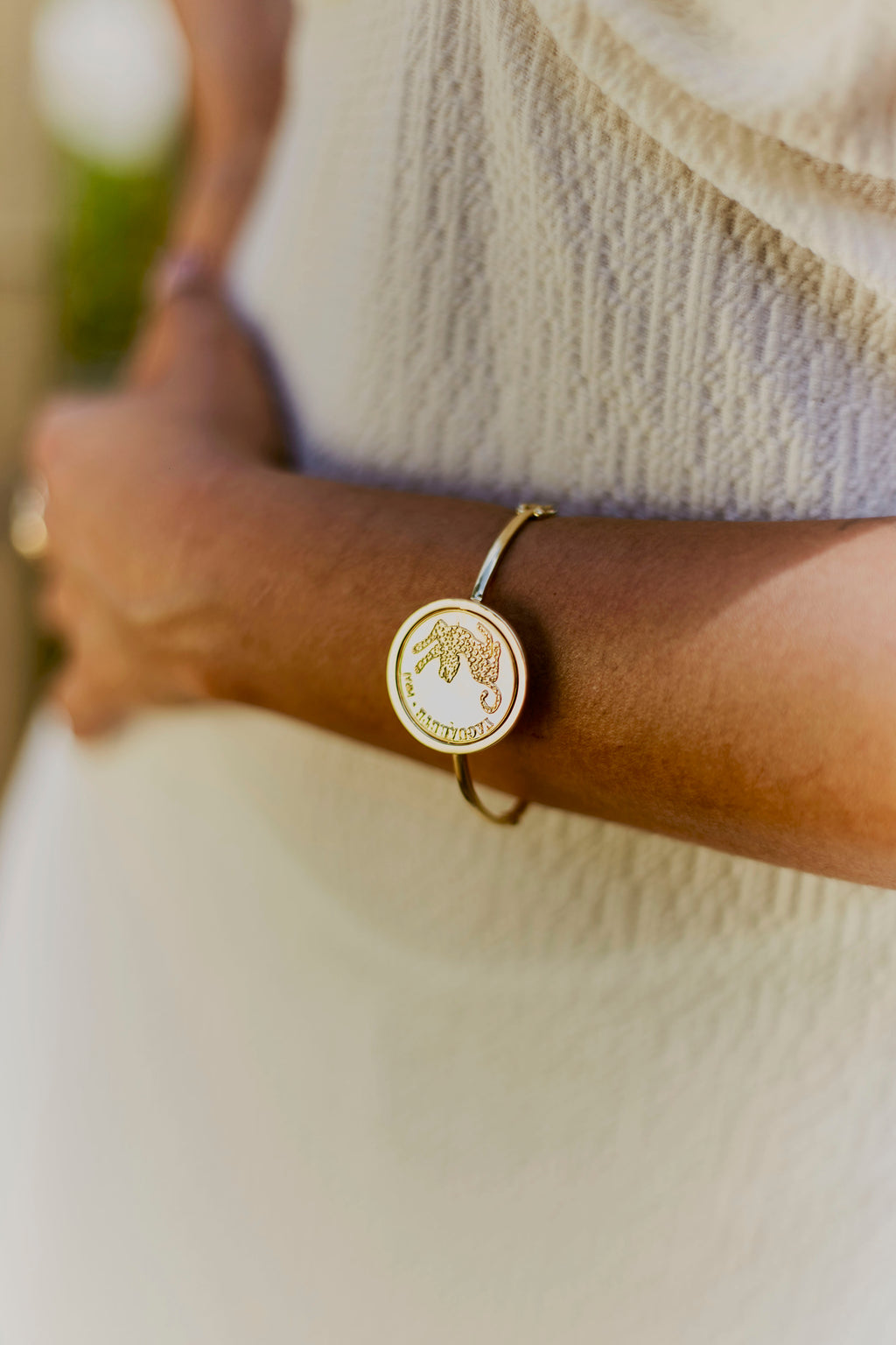 Moneda Bangle